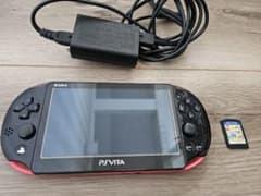 PS Vita 本体 ピンク 8GBメモリーカード付きのサムネイル