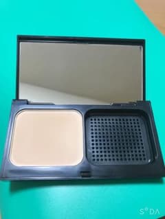 ちぃちぃ様専用　　　　パウダーファンデーションのサムネイル