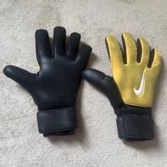 サ*男様 キーパーグローブ ナイキ プレミア RSプロモ9.5号のサムネイル