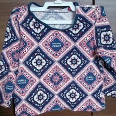 長袖Tシャツのサムネイル