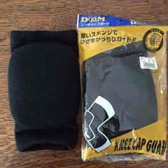 膝サポーターのサムネイル