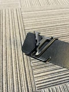 ルイヴィトン　LVバックル　ベルトのサムネイル
