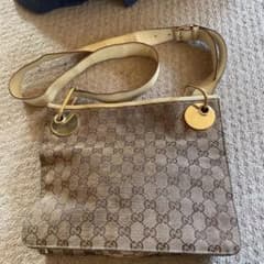GUCCIショルダーバック正規品のサムネイル