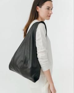 美品　BAGGU バグゥ　牛革　レザー　エコバッグ　ブラック　シボ革　A4収納 美品 BAGGU バグゥ 牛革 レザー エコバッグ ブラック シボ革 A4収納