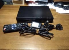 Panasonic DVDプレーヤー 本体とリモコン付きのサムネイル