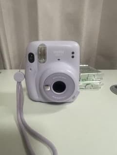 FUJIFILM instax mini 11 本体 ライラックパープルのサムネイル