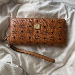 MCM 長財布 ストラップ付き（美品）のサムネイル