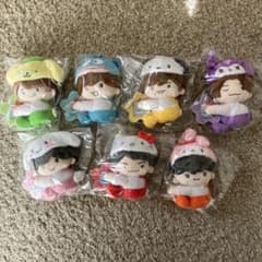 なにわ男子　サンリオクリップマスコットのサムネイル