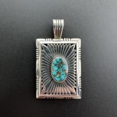 【美品】Navajo Howard Nelson ビズビーターコイズ　ペンダント 美品】Navajo Howard Nelson ビズビーターコイズ ペンダント - メルカリ