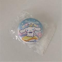 くら寿司 サンリオ シナモンロール 缶バッジのサムネイル
