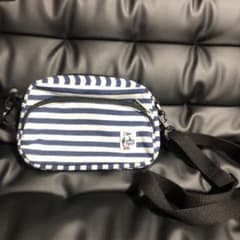 ※4月上旬まで販売　チャムス　スウェット　ショルダーバッグのサムネイル