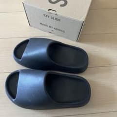 Yeezy slide 【onyx】のサムネイル