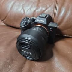 SONY α7Riii 高画素機 4240万画素 フルサイズ対応レンズ付き - メルカリ