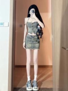 お値下げ‼️美品　お得！デニムセットアップ（ビスチェ＋スカート） すんごくおしゃれのサムネイル