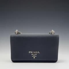 PRADA プラダ サフィアーノ チェーンウォレット 黒 ショルダーバッグのサムネイル