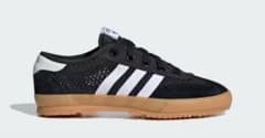 adidas スニーカー　 TISCHTENNISのサムネイル