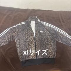 adidas トラックジャケット レオパード柄 - メルカリ