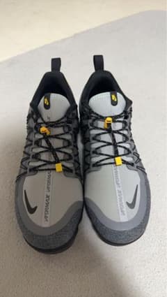 Nike スポーティー ハイカットスニーカー グレー/イエローのサムネイル
