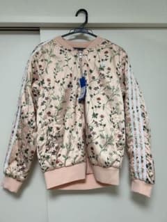 【新品】 originals 花柄 ピンク アノラックパーカー 新品】adidas originals 花柄 ピンク アノラックパーカー - メルカリ