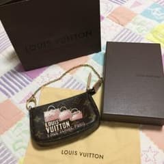お値下げ！ルイヴィトン アクセサリーポーチのサムネイル