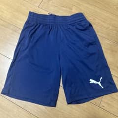 PUMA ハーフパンツ ショートパンツ ネイビー140のサムネイル
