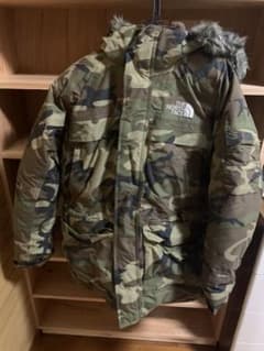 THE NORTH FACE 　ダウンジャケット迷彩　値下げ中のサムネイル