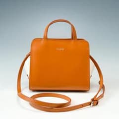 2470* 完売品 ヤーキ CROSS BODY BAG ショルダーバッグ 革 2470* 完売品 ヤーキ CROSS BODY BAG ショルダーバッグ 革 - メルカリ