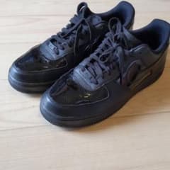 NIKE AIR FORCE 1のサムネイル