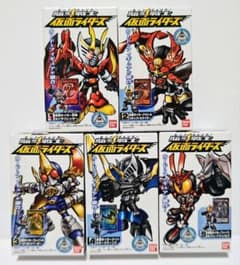 駈斗戦士 仮面ライダーズ 全5種 新品 バンダイ 食玩 カードウォリアー