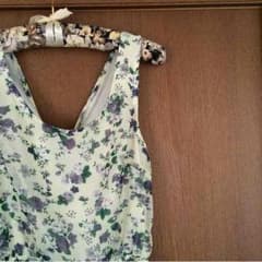500円！！！花柄ワンピース*೨⋆*✩のサムネイル