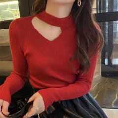 赤 リブニット カットアウト ハイネック 長袖 フリーサイズ 美品のサムネイル