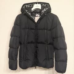 美品　MONCLER ダウンジャケット モンクラー　ブラック　1のサムネイル