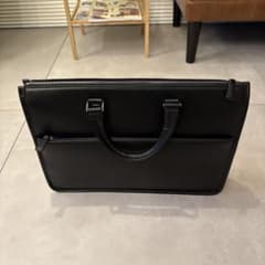ビジネスバッグのサムネイル