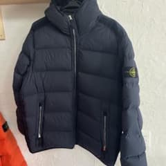 STONE ISLAND ネイビー ダウンジャケットのサムネイル