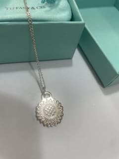 Tiffany & Co. ひまわりモチーフネックレスのサムネイル