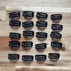 黒のヘアクリップ20個セットのサムネイル