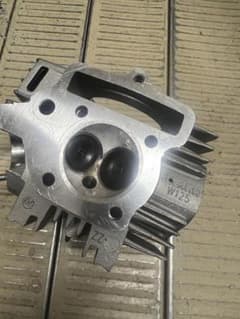 GPX125用ヘッド 新古品 Zongshen GPX125 シリンダーヘッド シリンダー モダンワークス