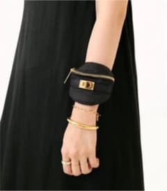 最終価格【SITA PARANTICA/シータパランティカ】 WRIST バッグのサムネイル