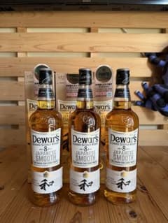 8年熟成の日本のスムースなブレンデッドスコッチウイスキーの、3本セットです！のサムネイル