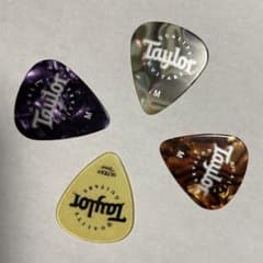 Taylor テイラーギターピック4個のサムネイル