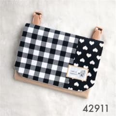 42911 移動ポケット　女の子タグのサムネイル