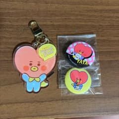 BT21 TATA アクリルキーホルダー 缶バッジ セット - メルカリ