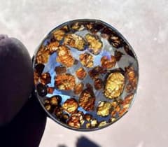 夢幻品質 宇宙が創造した奇跡の宝石 パラサイトセリコ隕石の六芒星 