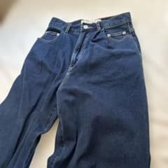 GU rokhコラボ　レディース デニムパンツ 濃紺 ロールアップのサムネイル
