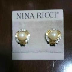 NINA RICCI/ニナリッチ 上品パール×ゴールドイヤリングのサムネイル