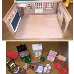 シルバニアファミリー☆学校、家具などのサムネイル