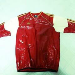 アディダスのジャージのサムネイル