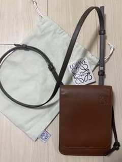 【大幅値下】LOEWE  ロエベ クロスボディバッグ ショルダーバッグのサムネイル
