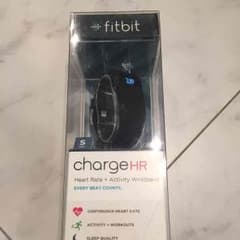 GONTA様専用 Fitbit Charge HR Small Blackのサムネイル