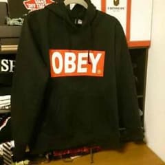 オベイ パーカーのサムネイル